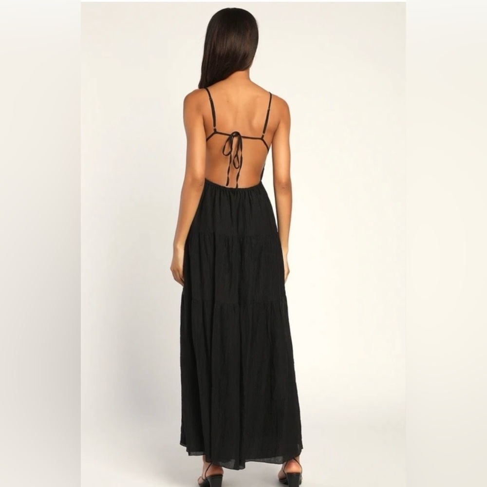 Lulu’s Effortless Vibes Backless Maxi Dress Black. Women's Size Medium NWT